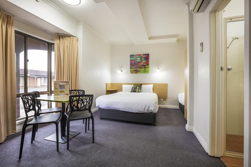 Boomerang Hotel Lavington Eksteriør bilde